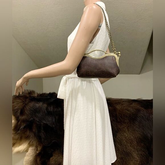 Handmade Genuine Embossed Leather Kisslock Clutch/Shoulder bag/Crossbody - Picture 2 of 14